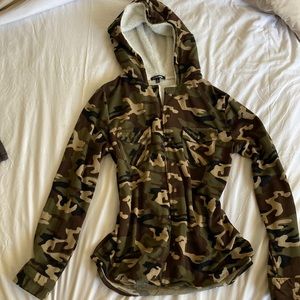 Fashion nova button down shirt